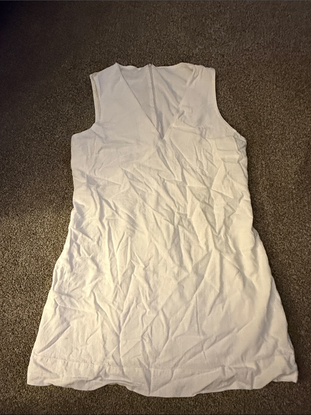 Women’s White V-Neck Sleeveless Top